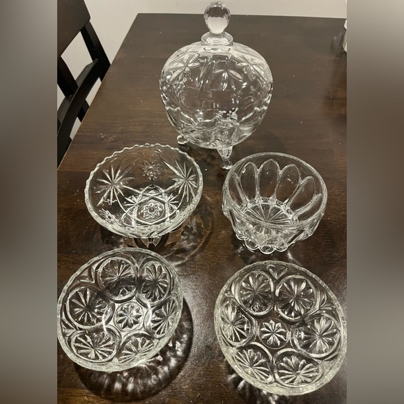 🍬Beautiful set of glass candy pot🍬 - Picture 2 of 2